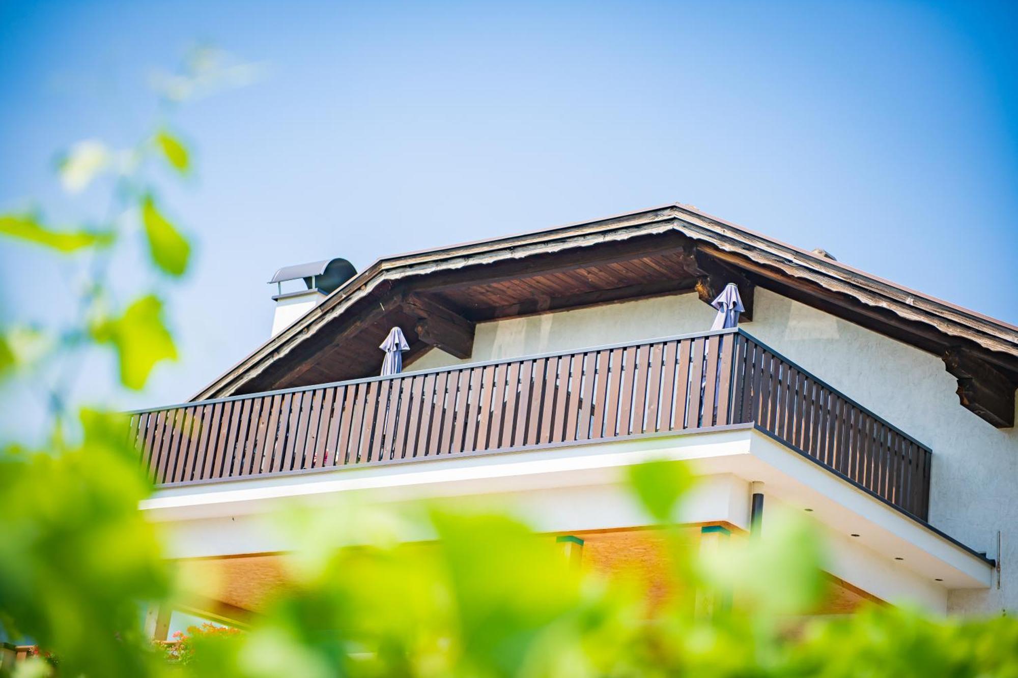 Lochererhof Apartment Appiano Sulla Strada Del Vino Luaran gambar