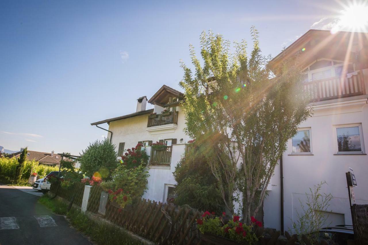 Lochererhof Apartment Appiano Sulla Strada Del Vino Luaran gambar